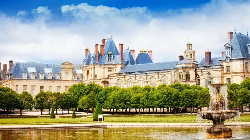 Photo — Fontainebleau Chateau