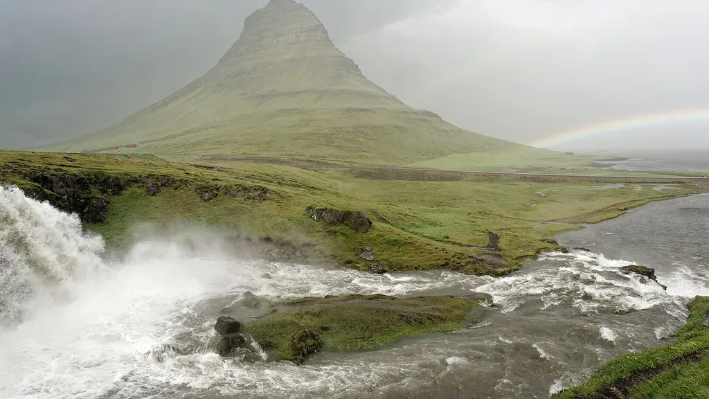 Le mont Kirkjufell en Islande