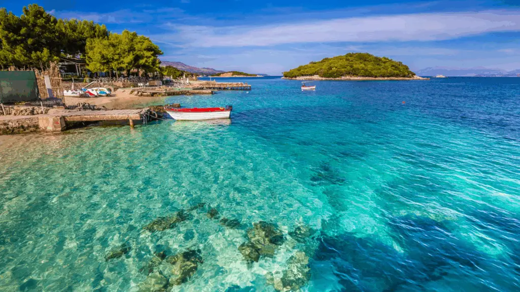 Mer en Albanie